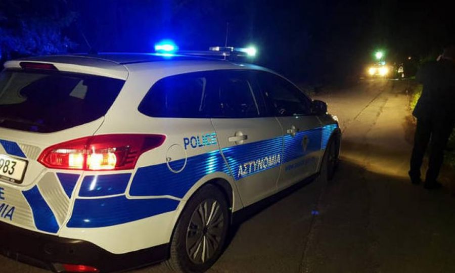b police night car Βρυσουλλες
